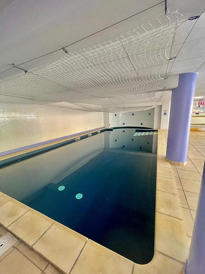 Appartement En Residence Tres Bien Situe Uzès Kültér fotó